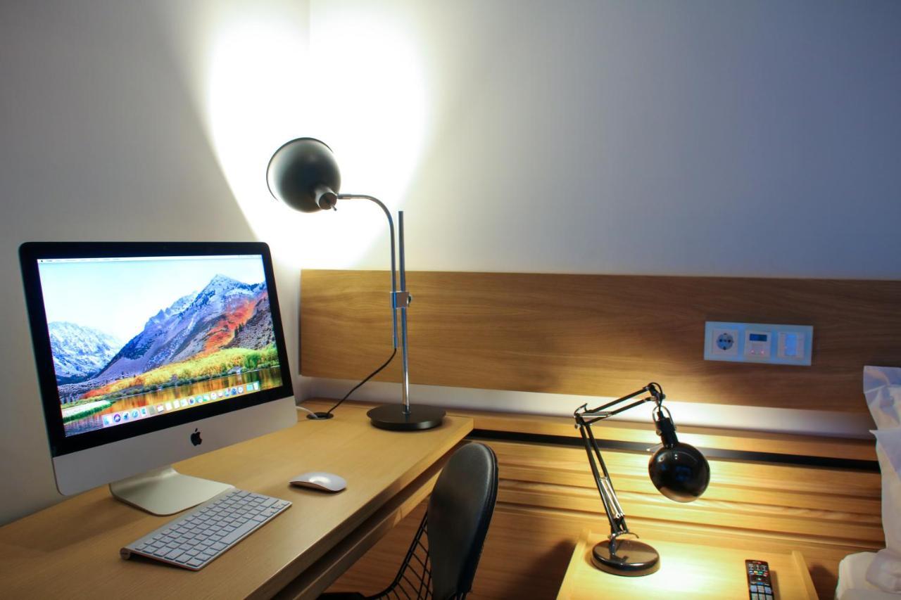 Superior Central Apt|3Min To Metro|Ac|Netflix|Imac 아테네 외부 사진
